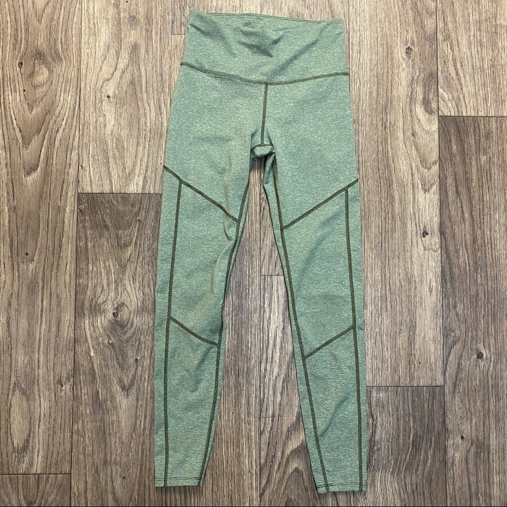 JOYLAB GREEN SEAMED DESIGN LEGGINGS, size XS